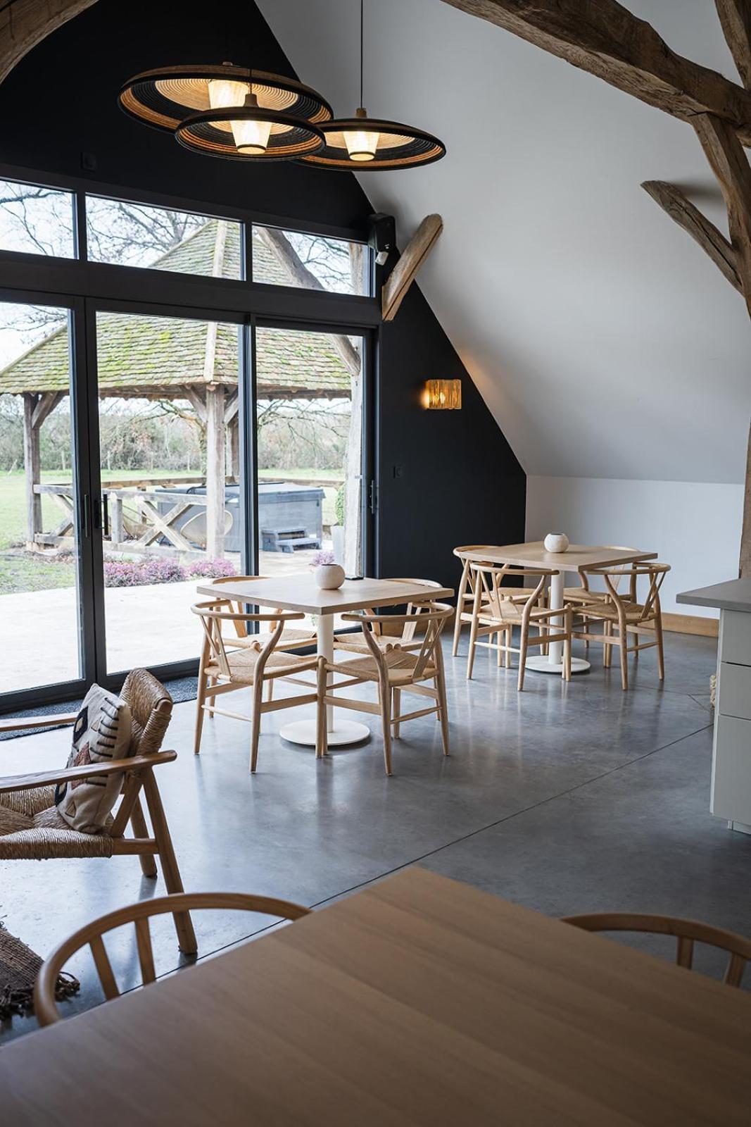 La Grange De Leonie, Chambres D'Hotes Avec Piscine Et Spa Méry-sur-Cher エクステリア 写真
